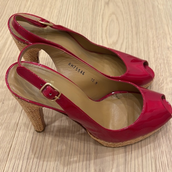 Patent Red Stuart Weitzman Heels Slingback! - Picture 2 of 6